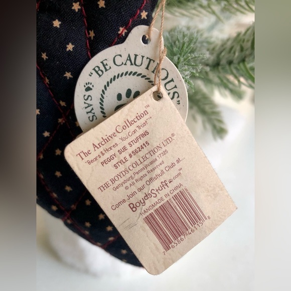 Gen-yoo-wine BOYDS “Peggy Sue Stuffins” Bear - Picture 2 of 9